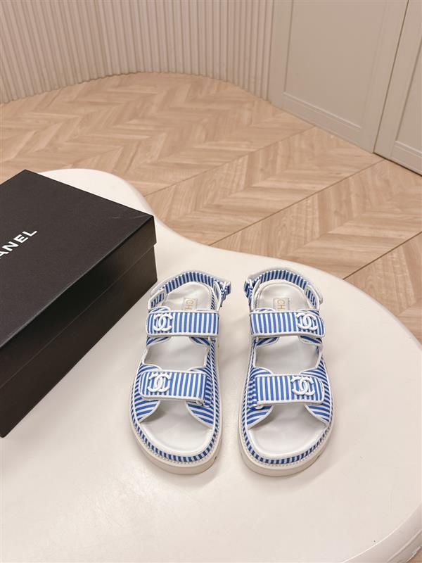 20251128184436957 280